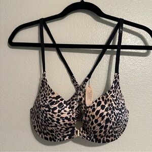 Victoria’s Secret Leopard Print Push- Up Pigeonnant  Bra 32C